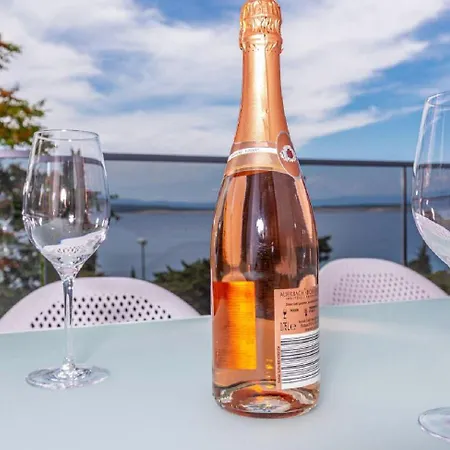 Sandstrandnahe Mit Pool Apartment