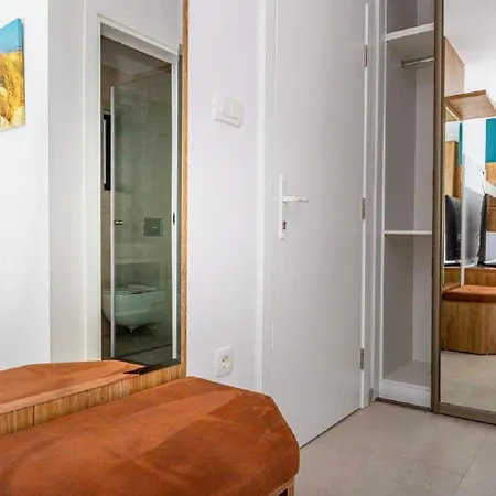 Sandstrandnahe Mit Pool Apartment *