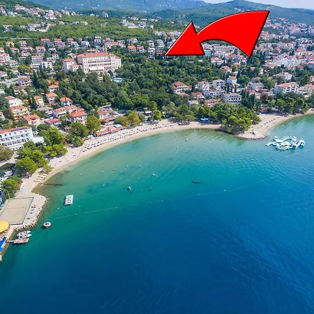 Sandstrandnahe Mit Pool Apartment