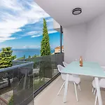 Sandstrandnahe Mit Pool Crikvenica