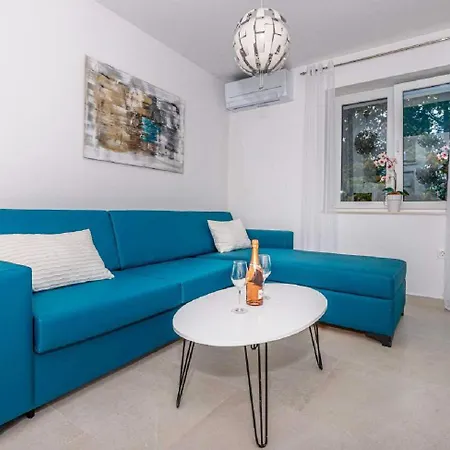 Apartment Sandstrandnahe Mit Pool *