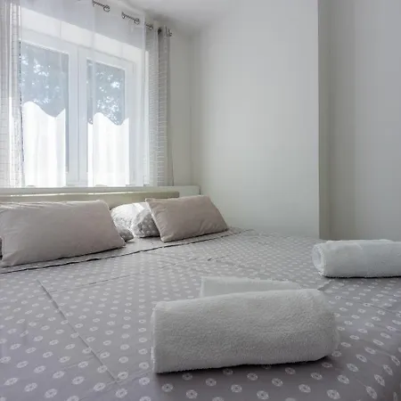 Sandstrandnahe Mit Pool Apartment